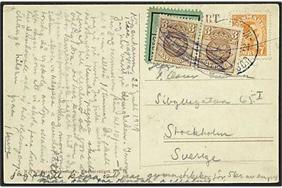 7 øre Chr. X på underfrankeret brevkort fra København annulleret med bureaustempel Kjøbenhavn - Helsingør T.427 d. 22.6.1919 til Stockholm, Sverige. Udtakseret i 6 öre svensk porto.
