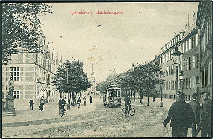 Sporvogn linie 2 på Slotsholmsgade, København. No. 3194.