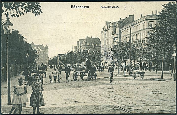 Aaboulevarden med dobbeltdækker sporvogn, København. N. N. no. 237. 
