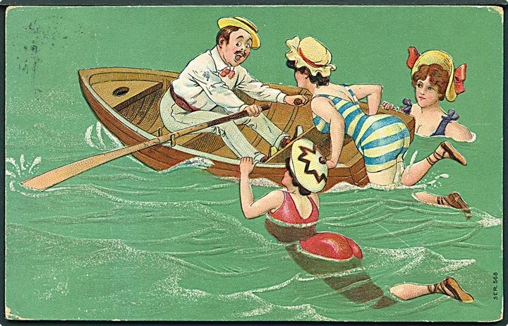 Kvinder kravler op i robåd. Prægekort. Serie 568. 