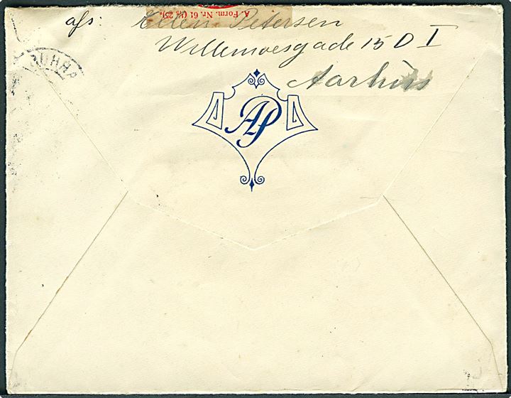 15 øre Karavel på brev fra Aarhus d. 11.8.1930 til København. Påsat pergamyn etiket Lukket af Postvæsenet, samt påskrevet Beskadiget i Stempelmaskinen og stemplet Aarhus Postkontor.