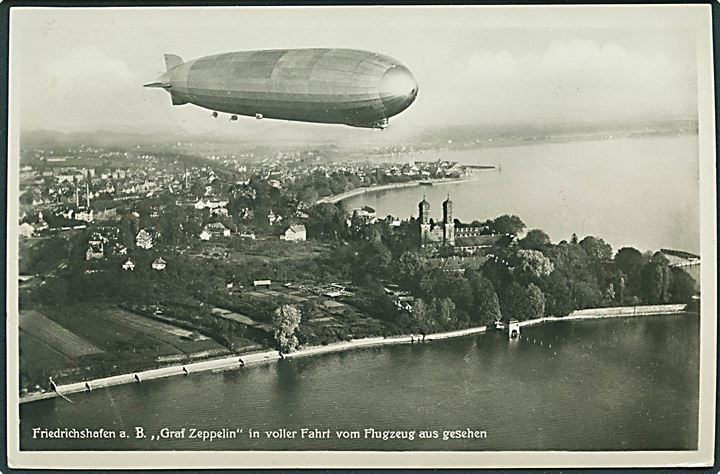 Friedrichshafen a. B. Graf Zeppelin in voller fahrt vom flugzeug aus gesehen. No. 5321. 