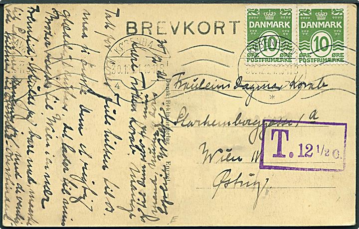 10 øre Bølgelinie i parstykke på underfrankeret brevkort fra København d. 30.12.1921 til Wien, Østrig. Violet portostempel: T 12½ c..