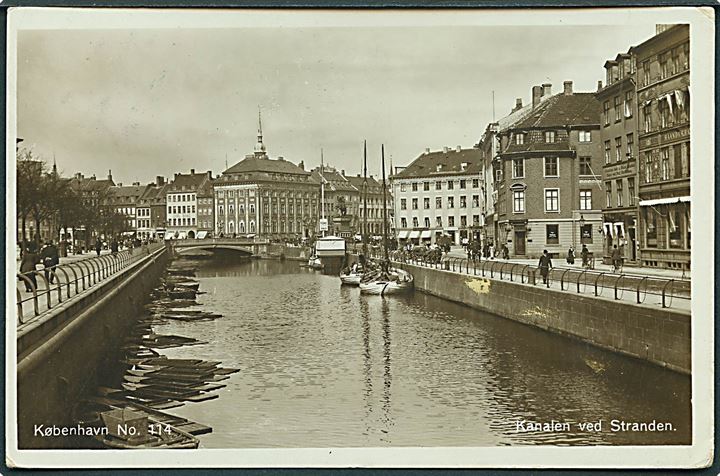 Kanalen ved Stranden, København. Sporvogn ses til venstre. Paul Heckscher no. 114. Fotokort. 