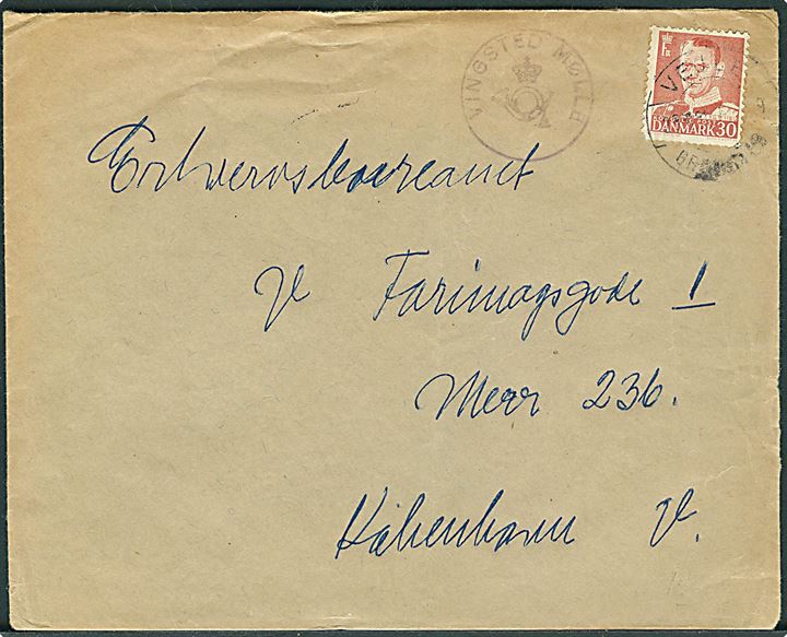 30 øre Fr. IX på brev annulleret med svagt bureaustempel Vejle - Grindsted d. 25.10.1955 og sidestemplet med posthornstempel VINGSTED MØLLE til København.
