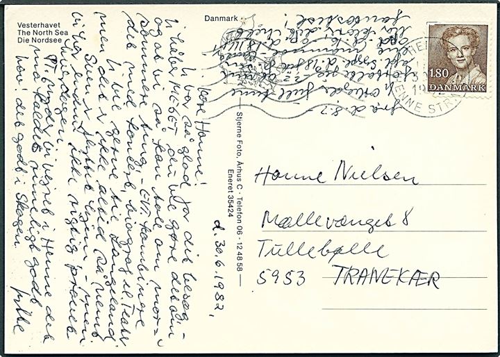 1,80 kr. Margrethe på brevkort annulleret med neutralt maskinstempel Henne (Henne Strand) d. 30.6.1982 til Tullebølle pr. Tranekær.