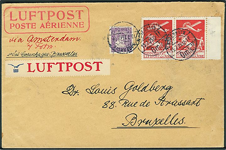 15 øre Chr. IV Postjubilæum og 25 øre Luftpost i parstykke på luftpostbrev fra København d. 15.7.1925 til Bruxelles, Belgien. Tidlig DDL-luftpost etiket.