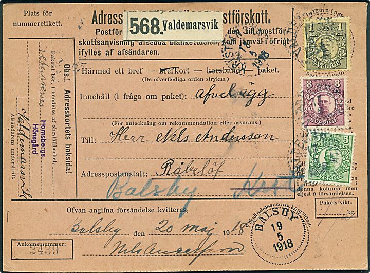 5 öre, 8 öre og 1 kr. Gustaf på adressebrev for pakke fra Valdemarsvik d. 18.5.1918 til Balsby.