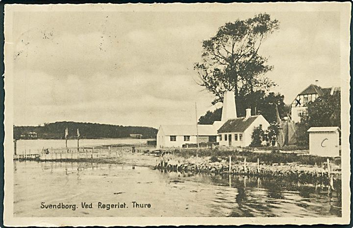 12 øre Bølgelinie på brevkort (Ved Røgeriet, Thurø) annulleret med stjernestempel THURØ og sidestemplet Svendborg d. 9.7.1926 til Taastrup.