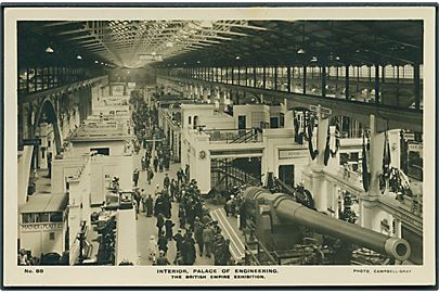 Interior, Palace of Engineering. The British empire Exhibition . Photo Campbell - Gray no. 89. Fotokort. (Mærke efter opklæbning). 