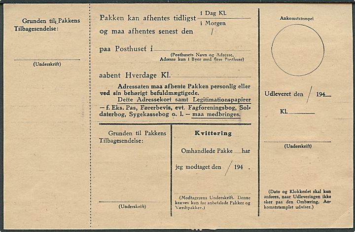 10 øre (2), 50 øre og 1 kr. Chr. X på 1,70 kr. frankeret adressekort for pakke på 3 kg. fra København stemplet Grønlands Styrelse d. 26.6.1945 til Sukkertoppen, Grønland. Stor KGH reg.-nr. B279. 