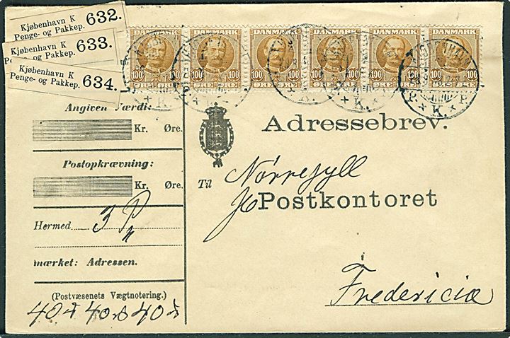 100 øre Fr. VIII i vandret 6-stribe på adressebrev for 3 pakker fra Kjøbenhavn d. 28.8.1908 til Fredericia.