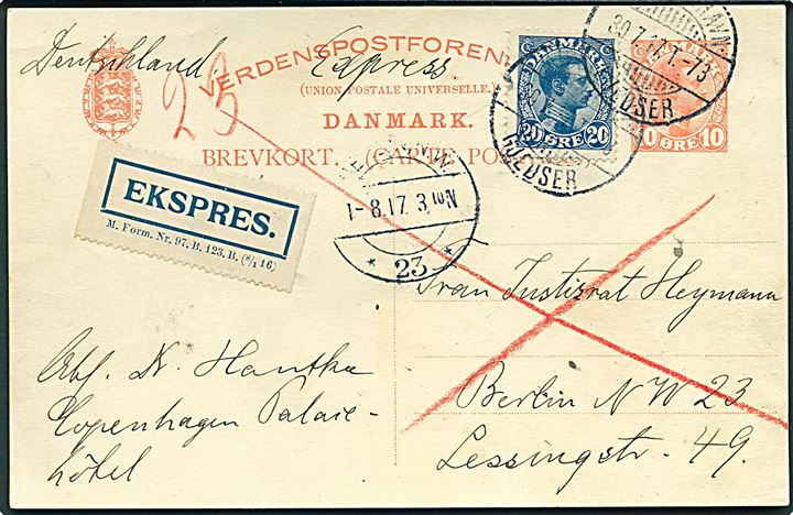 10 øre Chr. X helsagsbrevkort opfrankeret med 20 øre Chr. X sendt som ekspres fra København og annulleret med bureaustempel Kjøbenhavn - Gjedser T.73 d. 30.7. 1917 til Berlin, Tyskland. Befordret med rørpost i Berlin til postkontor Berlin NW 23. Fold.