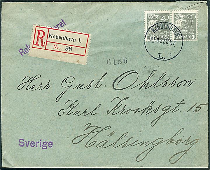 20 øre Karavel i parstykke på anbefalet brev fra Kjøbenhavn d. 31.8.1927 til Hälsingborg, Sverige.