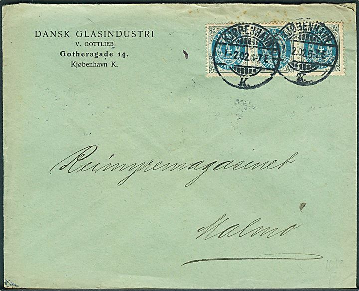 4 øre omv. rm. Tofarvet i vandret 3-stribe på brev fra Kjøbenhavn d. 1.2.1902 til Malmö, Sverige.