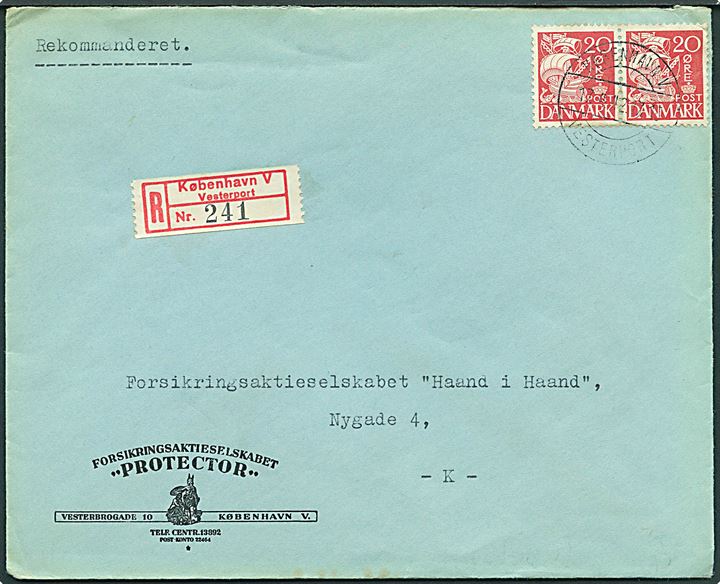 20 øre Karavel i parstykke på lokalt anbefalet brev annulleret med brotype IId København V Vesterport d. 17.4.1942.